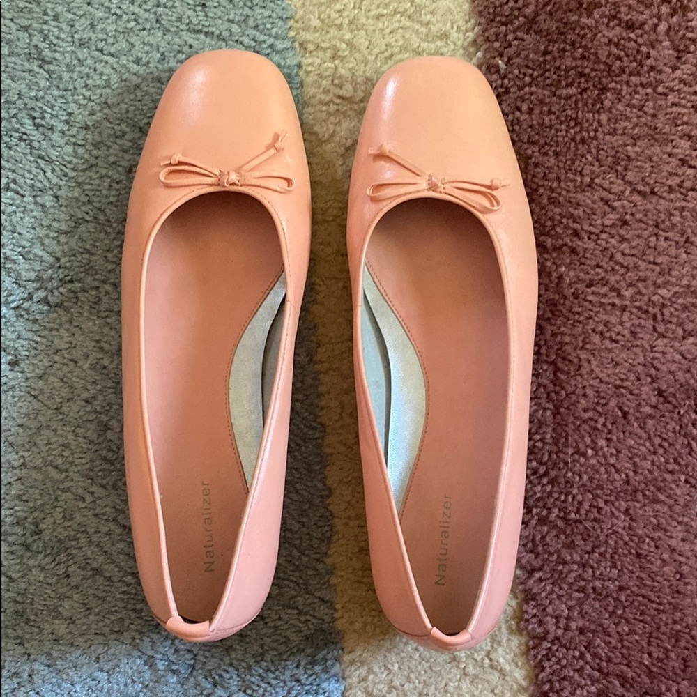 Naturalizer Pink Ballet Flats Minimalist Design